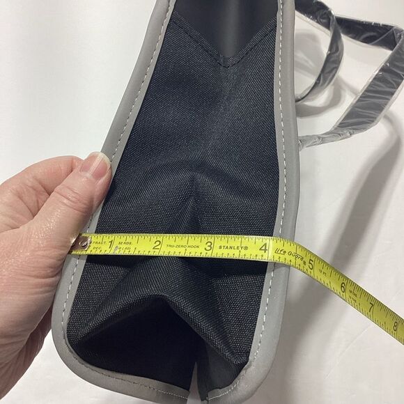 Rains Brand Black Reflective Waterproof Backpack Bag New - Picture 13 of 16